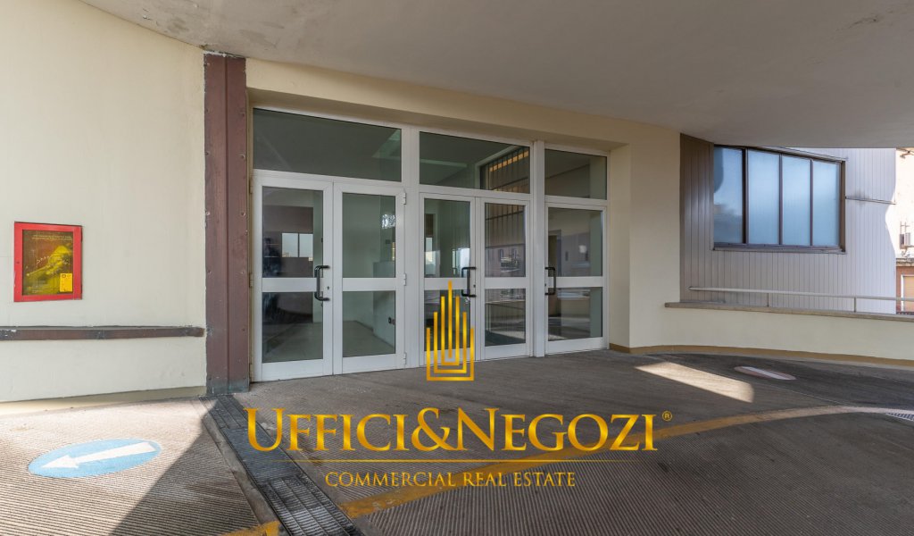 Affitto Ufficio Milano - UFFICIO DIREZIONALE VIALE CERTOSA  - 4° PIANO Località Viale Certosa, Cascina Merlata