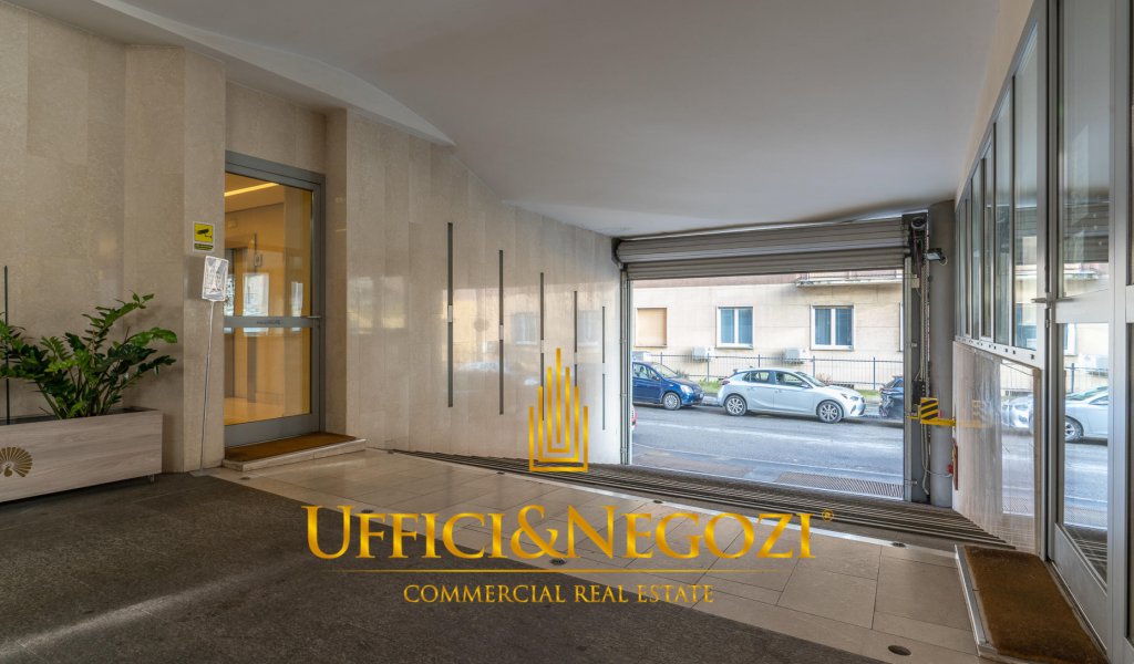 Rent Office Milan - UFFICIO DIREZIONALE VIALE CERTOSA Locality 