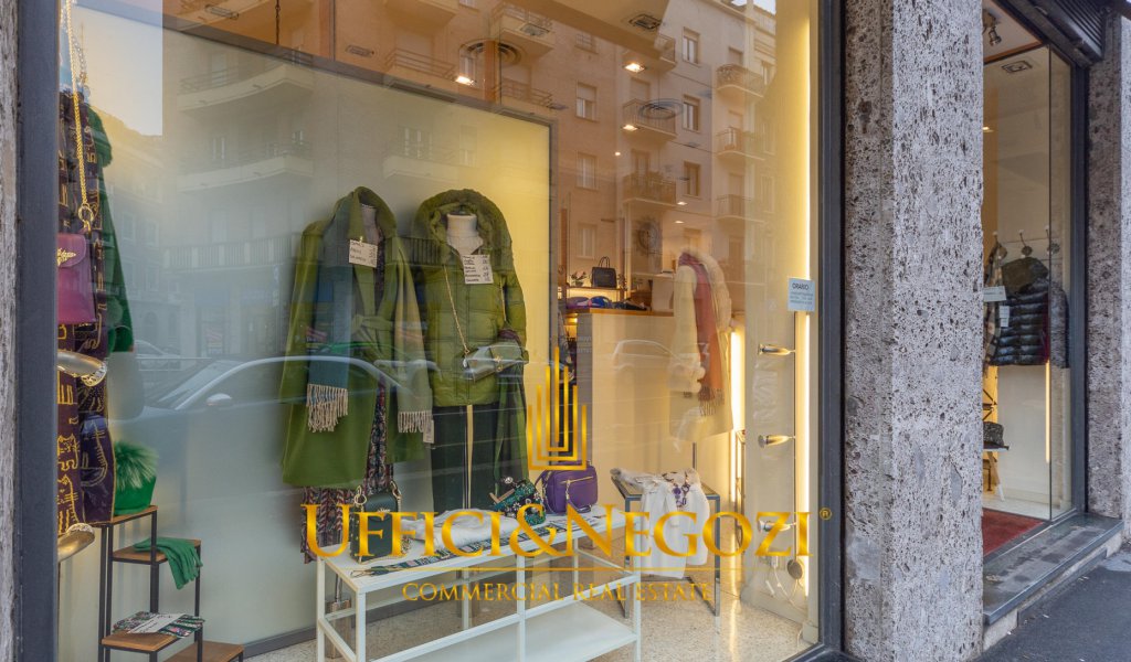 Vendita Negozio Milano - negozio in vendita con 3 vetrine Località Udine, Lambrate