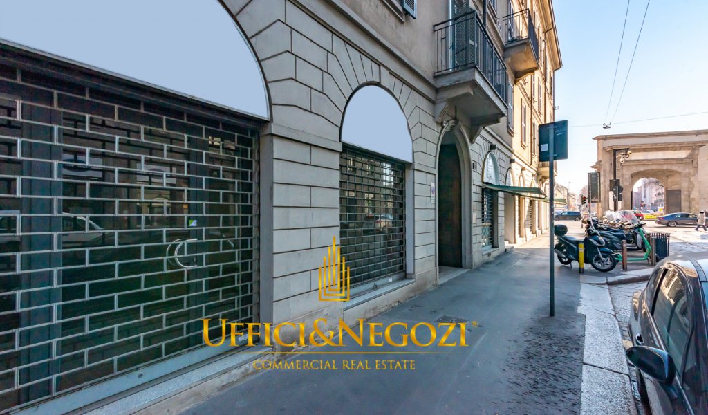 Rent Retail Milan - Shop in Porta Romana Locality 
