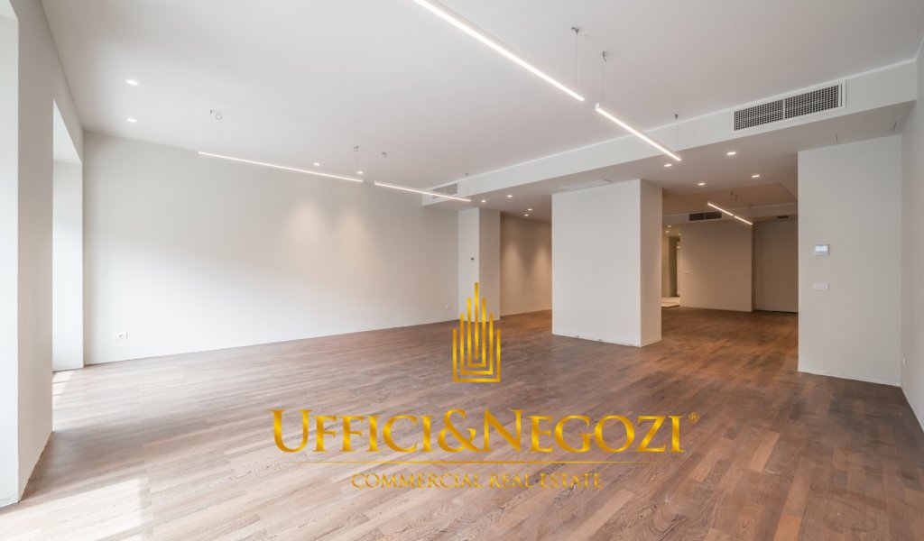 Rent Show room Milan - Representative showroom for rent Locality 