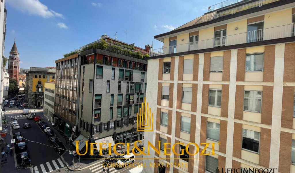 Rent Office Milan - Office for Rent in Piazza Diaz Locality 