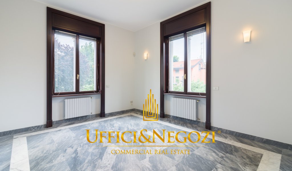 Rent Office Milan - Office For rent in Liberty villa Locality 