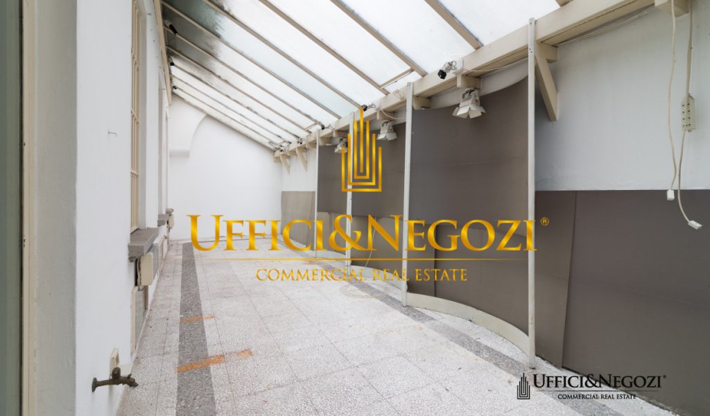 Vendita Negozio Milano - Ottimo investimento ideale per cambio d'uso in abitazione Località Brera, Moscova, Turati