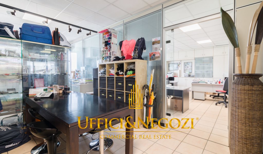Sale Office Cormano - Office in Cormano Locality 