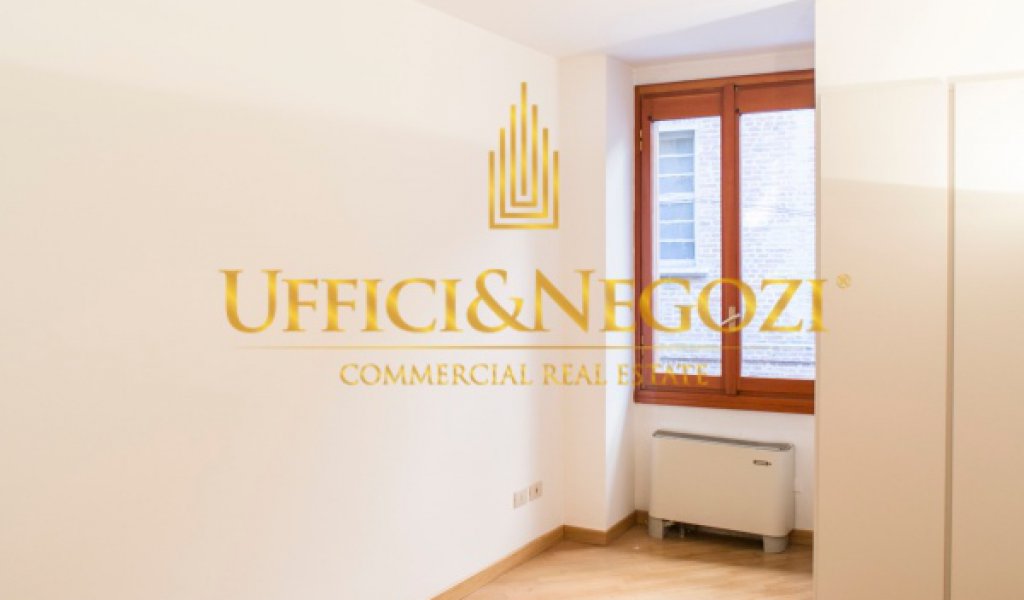 Rent Office Milan - Fashion District, stylish refurbished office Locality 