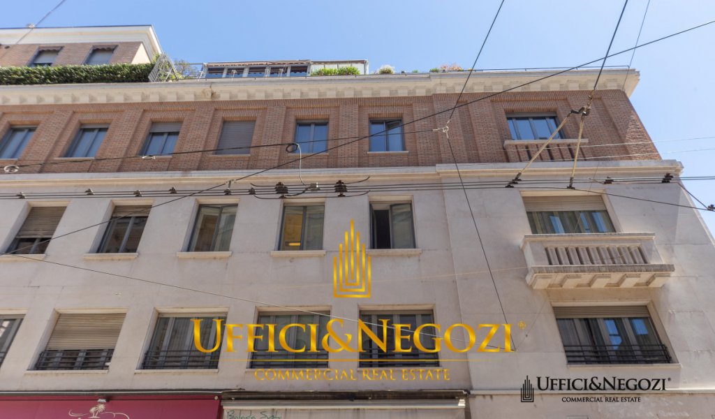 Affitto Negozio Milano - Negozio in affitto in Via Spadari Località Duomo, Scala, Quadrilatero