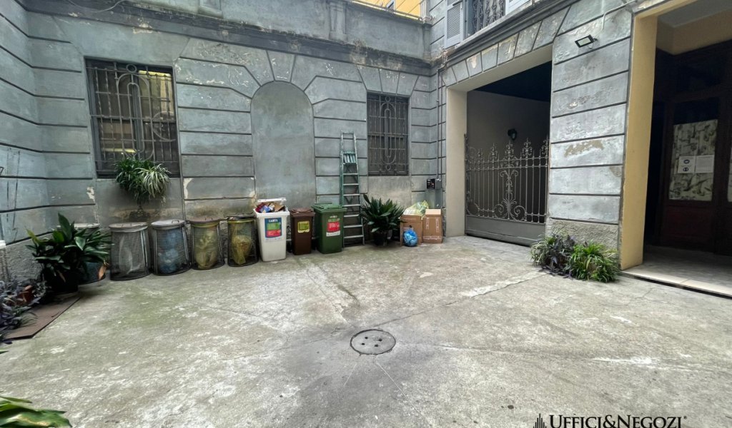 Affitto Negozio Milano - Negozio in affitto in via Lecco Località Porta Venezia, Indipendenza