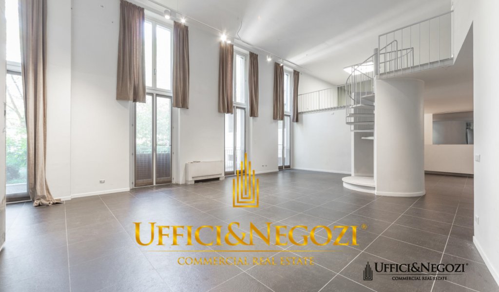 Rent Show room Milan - Showroom for rent in Via Fiori oscuri Locality 