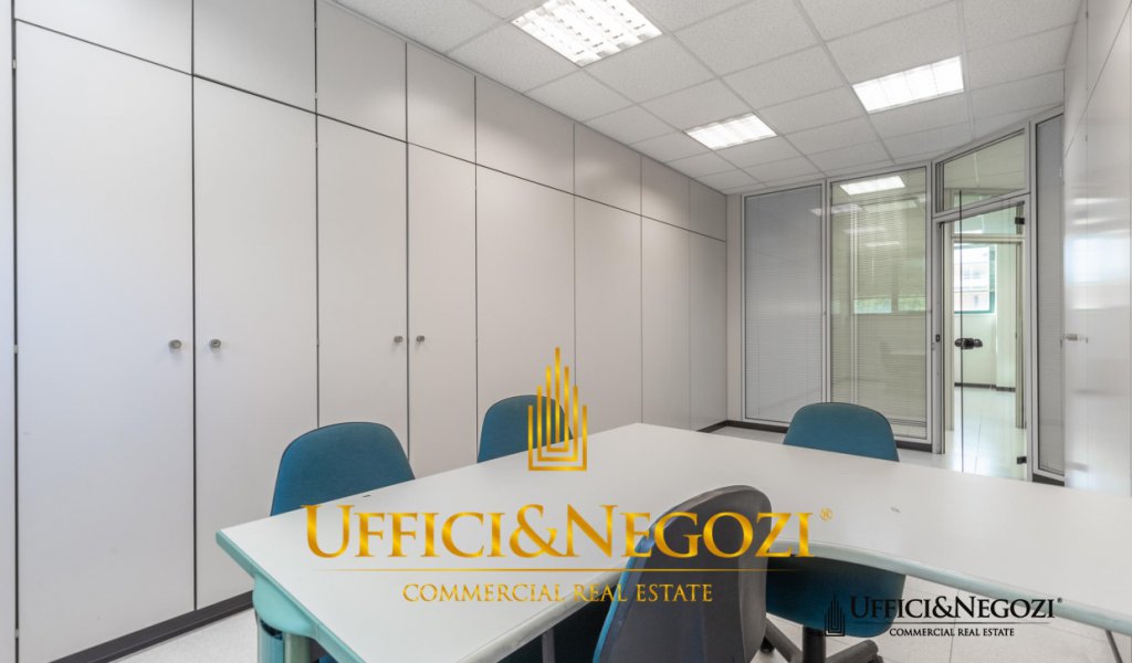 Rent Office Milan - office in via marco d'agrate Locality 