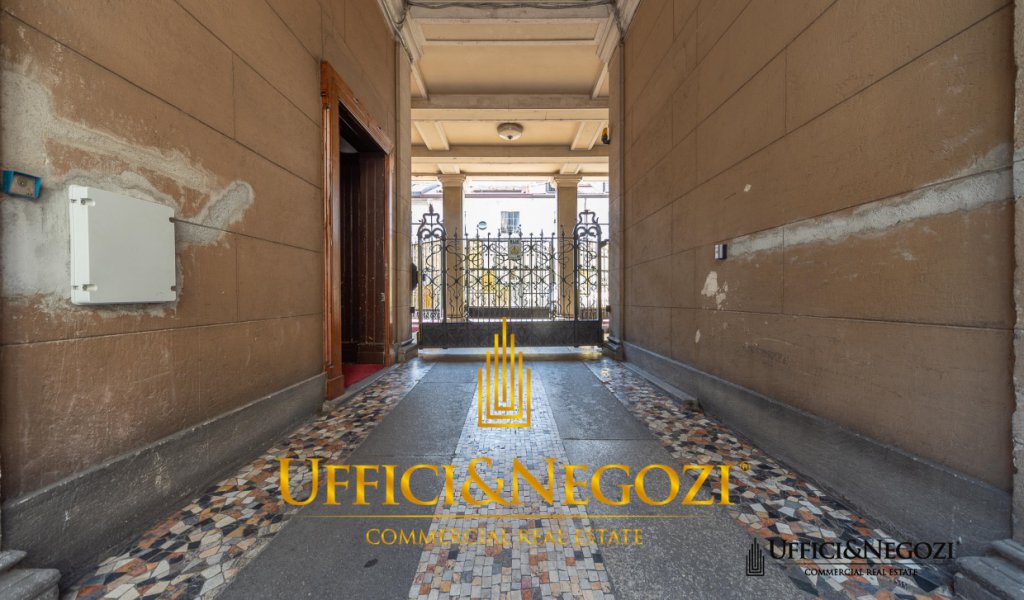 Sale Laboratory Milan - LARGE LABORATORY FOR SALE IN THE SANT'AMBROGIO AREA Locality 