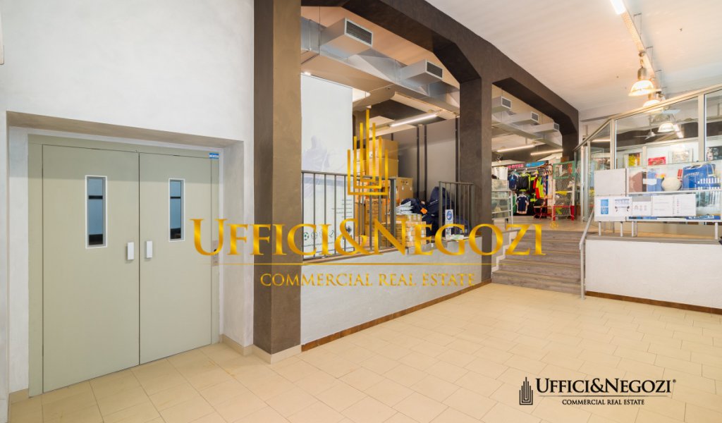 Sale Retail Milan - SHOP FOR SALE AREA PIAZZA LIMA /FORECOURT BACONE Locality 