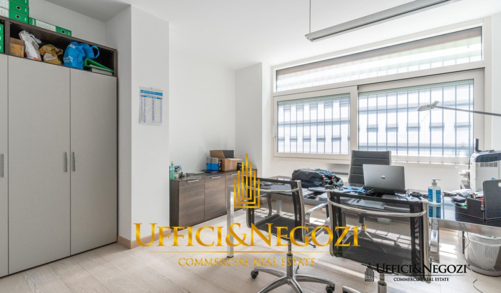 Sale Office Milan - Office for sale in Via Melzi d'Eril Locality 