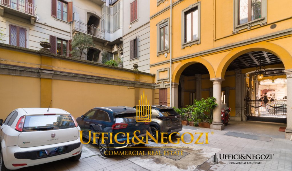 Sale Office Milan - Office for Sale in Via aurelio saffi. Locality 